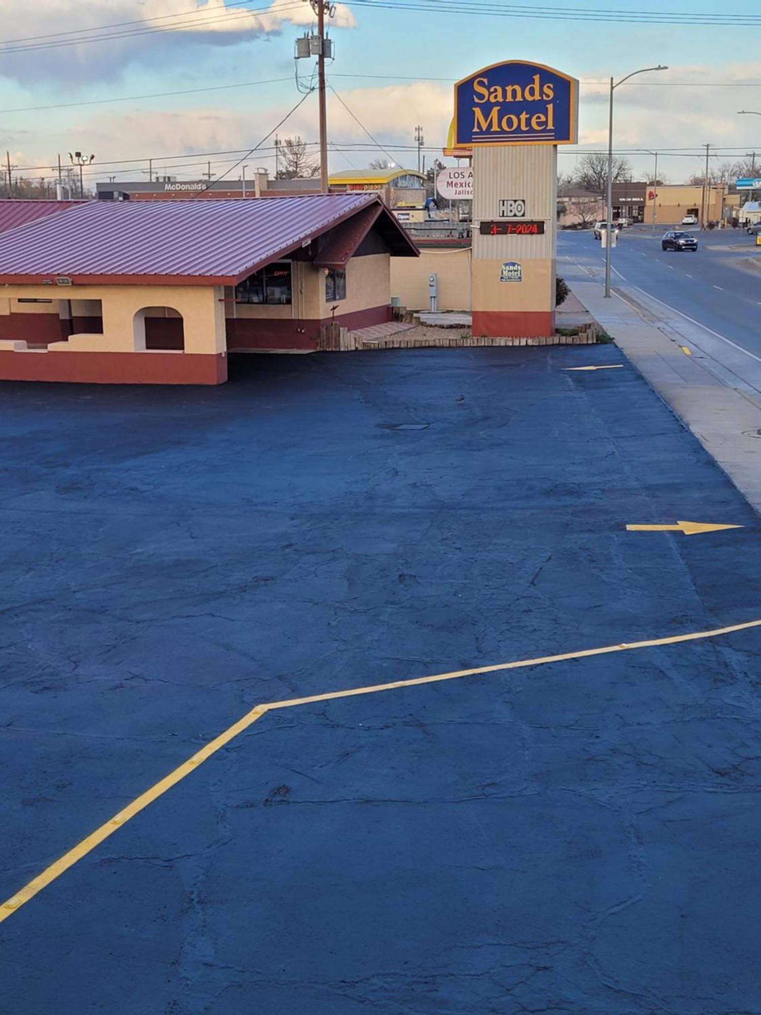 Sands Motel Portales Exteriör bild