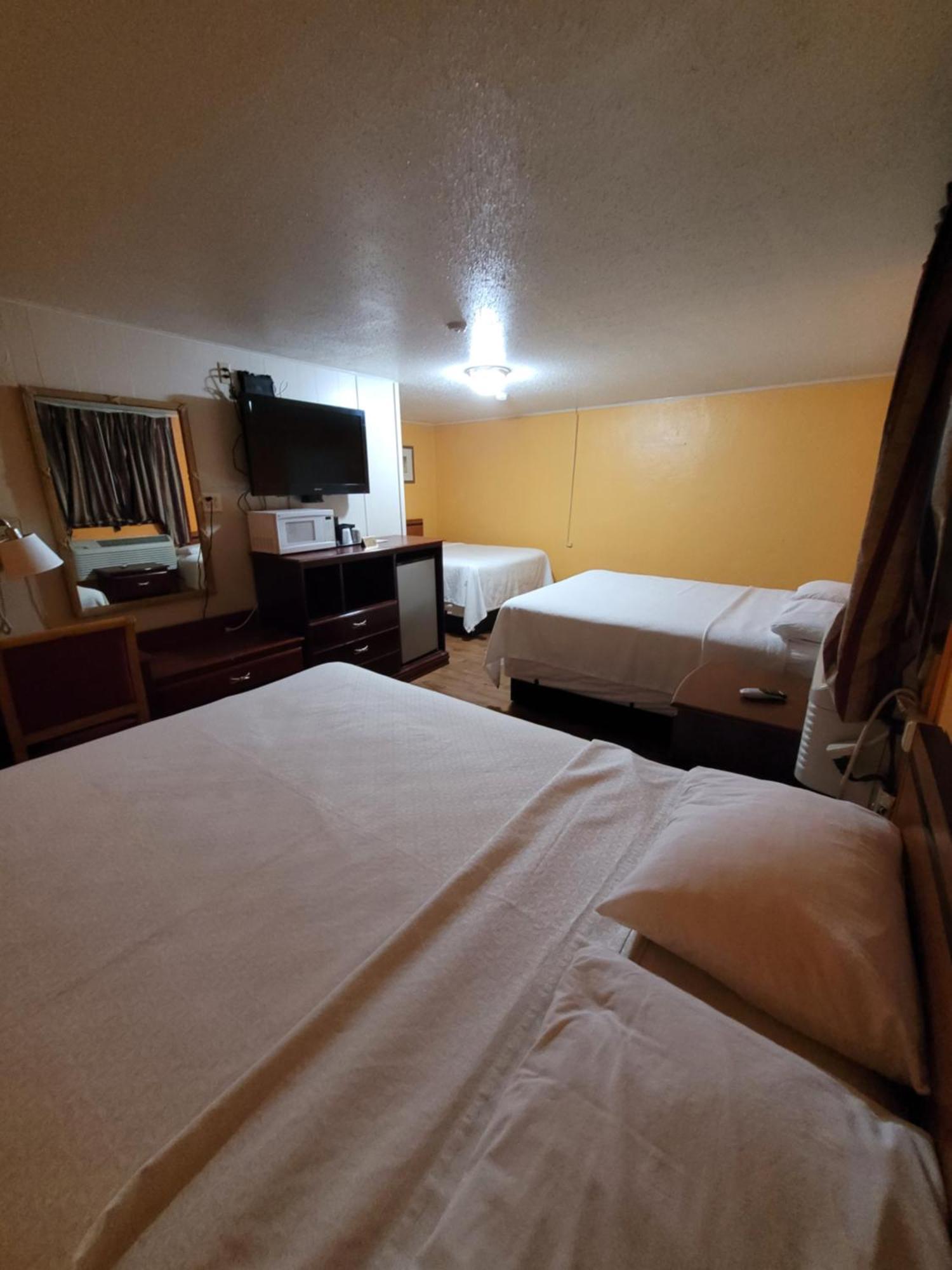 Sands Motel Portales Exteriör bild