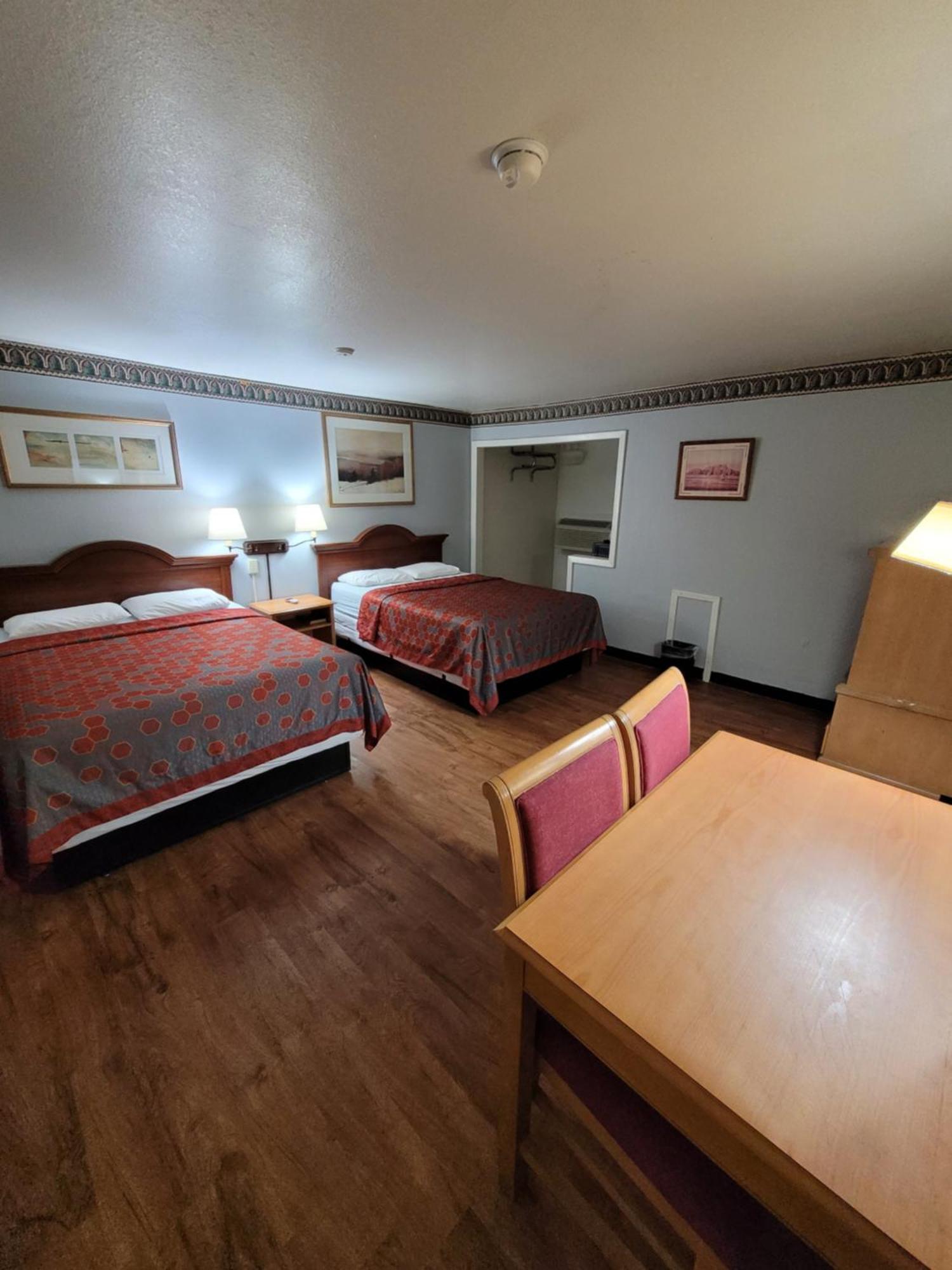 Sands Motel Portales Exteriör bild