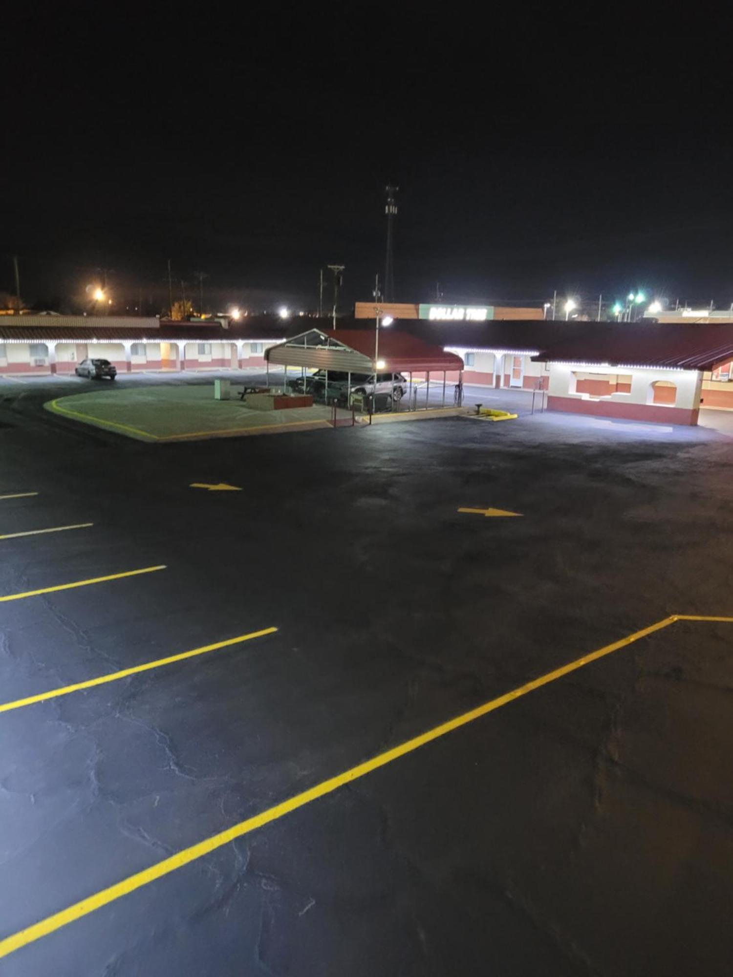 Sands Motel Portales Exteriör bild