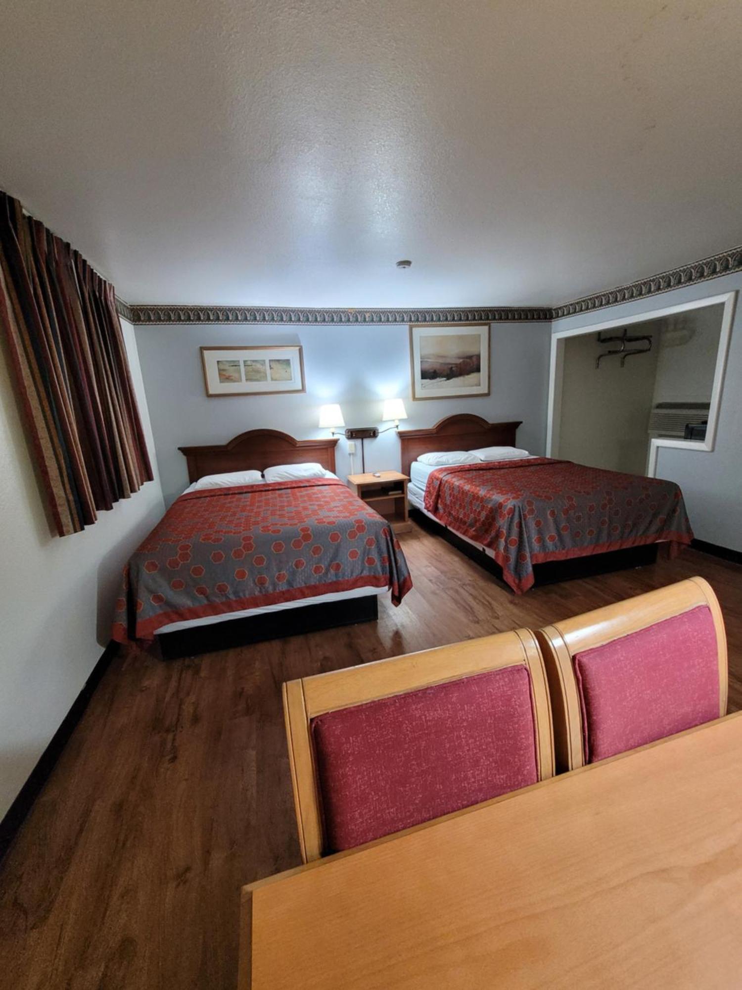 Sands Motel Portales Exteriör bild